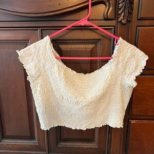 Smocked fitted crop top!